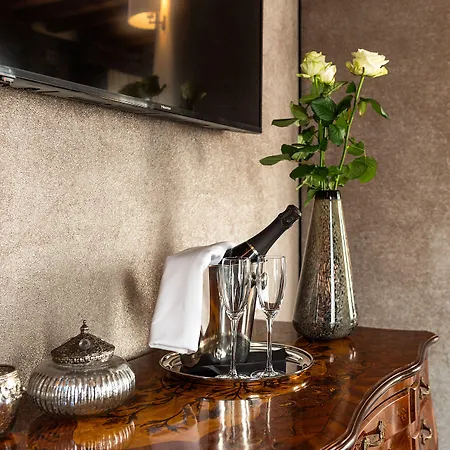 Domus Superior Πανσιόν 4*